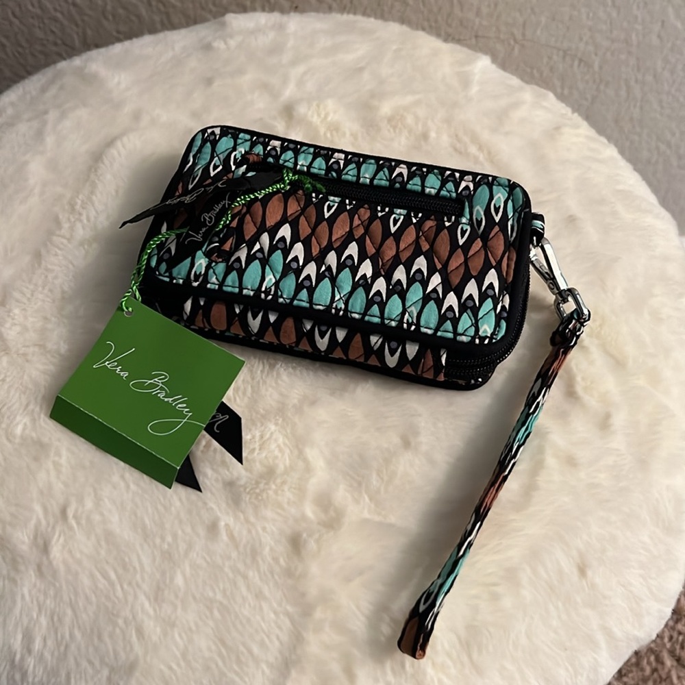 Vera Bradley Smartphone Wristlet 2.0